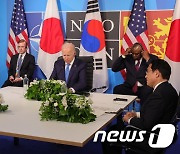 한미일 정상 '북핵·미사일 대응 협력'