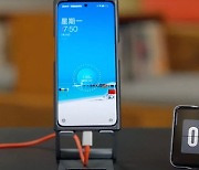 휴대폰 9분만에 100% 완전충전..중국 배터리 기술력, 삼성 앞섰다
