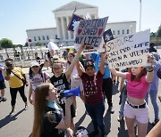 미국은 '낙태권' 전쟁중.. 사후피임약 배급제까지
