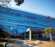 SK materials, Showa Denko seek joint entry into US semiconductor gas market