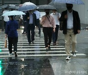 쏟아지는 장맛비에..서울·경기 등 전국 곳곳 '호우주의보'