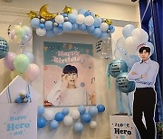 임영웅 팬클럽, 생일기념 카페 운영 수익금 전액 500만원 기부
