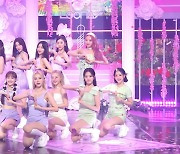 '쇼! 챔피언' 이달의 소녀, 신곡 '플립 댓'으로 1위[종합]