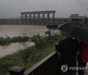 임진강 필승교 수위 6m 안팎..군남댐 수문 추가 개방