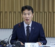 이복현 금감원장, 내달 5일 여전·8일 저축은행 CEO 간담회