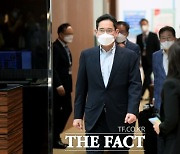 성적표 받아든 그룹 총수들..삼성 이재용, 4개 부문 '1위'