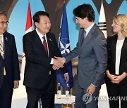 尹, 캐나다 총리에 대북공조 요청.. '핵심 광물' 공급망 협력키로