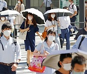 日폭염에 17명 사망.. 의사회 "야외선 마스크 벗어라" 대국민 호소