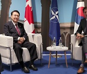尹 회담 발언 뒤.. 트뤼도 캐나다 총리, 한국어로 "감사합니다"