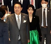 尹대통령-김건희 여사, 스페인 동포들과 만찬.."재외동포 정책 구현"