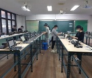 경남교육청 재배포 스마트 단말기 실상은.. '빨리빨리' '대충대충'