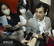 8월 당대표 선거에 '개딸' 힘 못쓰나..민주당 '권리당원 투표 기준' 유지 가닥