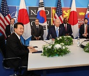 한·미·일 3국 공조와 국제사회 협력..윤 대통령 '투트랙' 북핵 외교 시동