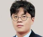 [샛강에서] 그 남자의 세계여행