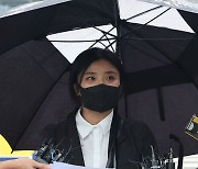 '이준석 성상납 의혹' 기업 대표 "20회 넘게 접대"