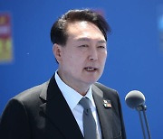 尹 "북핵 막을 국제사회 의지 보여줘야"