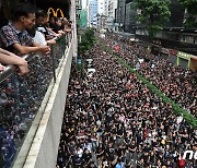 英총리 "홍콩 민주적 권리 약속 실현 위해 최선"