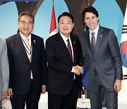 [포토] 尹대통령, 캐나다 총리와 회담