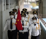 홍콩 반환일 앞두고 미·영 "홍콩 주민 자유 침해" 중국 비판