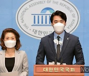 "당 대표 힘빼는 최고위 권한강화 안돼".. 친명계 반발