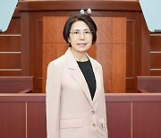 제12대 전북도의회 국주영은 의장 선출.. '첫 여성 의장'