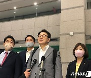 돌아온 권성동 "박홍근과 주말 비공개 회동할 것..원구성 타결 모색"