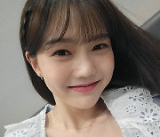 오마이걸 효정, 러블리+상큼美 공존하는 대세 비주얼 [인스타]