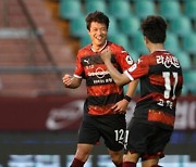 K리그1 '선두' 울산 지고 전북은 이겼다..승점 차 '5'로 좁혀져