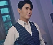 영탁, 훈훈한 수트핏..'신사답게' 두 번째 MV 티저 공개