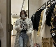 '럭셔리 사모님' 최란이 "내생에 가장 비싼 옷"이란 모피코트, 가격은 얼마? 눈 감고 돌아설 만 하네!