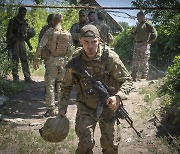 러시아군, 리시찬스크 장악 발표..돈바스 '완전 점령' 됐나?