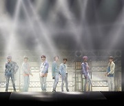 싱가포르 열광시킨 'NCT 127'.. 콘서트서 팬들 '한국어 떼창'
