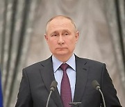 러시아군 루한스크 장악에도 푸틴 "우크라 작전 계속하라"