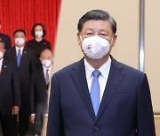 시진핑과 사진 찍은 홍콩의원 확진..시진핑은?