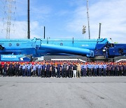 [PRNewswire] Zoomlion's 2,400-ton All-Terrain Crane Breaks the World Hoisting
