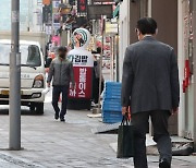 60세 이상 취업자 늘고 30~40대 취업자 감소