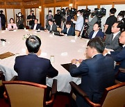 민주당 "尹 정부, 민생안정대책 이제야 가속화..'만시지탄'"