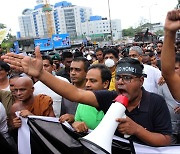 '시위·폭력사태 우려'..英정부, '경제난' 스리랑카 여행 자제 권고