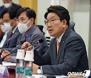 권성동, 김 의장 민생특위 제안에 "본말전도..상임위 구성이 우선"