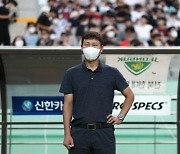 [현장인터뷰]'엄지 척!' 김상식 감독 "송범근, 월드컵 가고 싶어서 그런가?"