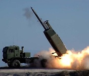 러시아 "우크라에 배치된 美 첨단 로켓 발사기 2문 파괴"