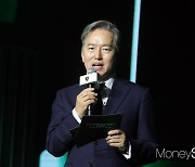 [머니S포토] 인사말 하는 김종복 람보르기니 서울 대표