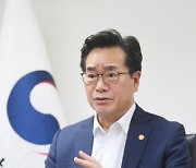 [단독] 정황근 "동물복지과 '국'으로 승격.. 반려동물, 정서 함양에 중요"