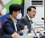 [사설] 금융 취약층 지원 서두르되 모럴 해저드는 경계해야