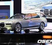 7시리즈의 첫 전기차 'BMW i7', 공간성 좋은 '2시리즈 액티브 투어러'