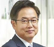 [기고] 자막 오류 개선, 공공기금 지원이 답/강재형 MBC 아나운서·방송통신심의위원회 방송언어특위 위원