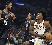 [NBA] '평균 24점 득점원, 찾는 팀이 없다' 섹스턴의 현실