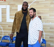 윈드호스트 "르브론은 레이커스 떠나지 않을 것"[NBA]