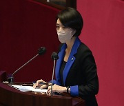 고민정 "단 두달 만에 지지율 28%..尹, 눈·귀 닫아버렸다"