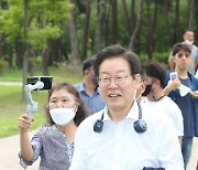 이재명 '저소득층 발언' 공세에 '언론 탓', 민주당선 "남탓 말고 성찰하라" 일갈